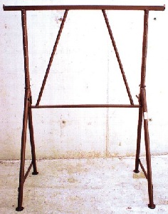 Stahlrohr-Gerüstbock lackiert, 120-195 cm ausziehbar, Tragkraft 1500 kg                           mieten leihen